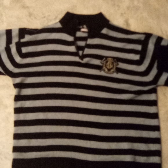 Shirt - Picture 2 of 2